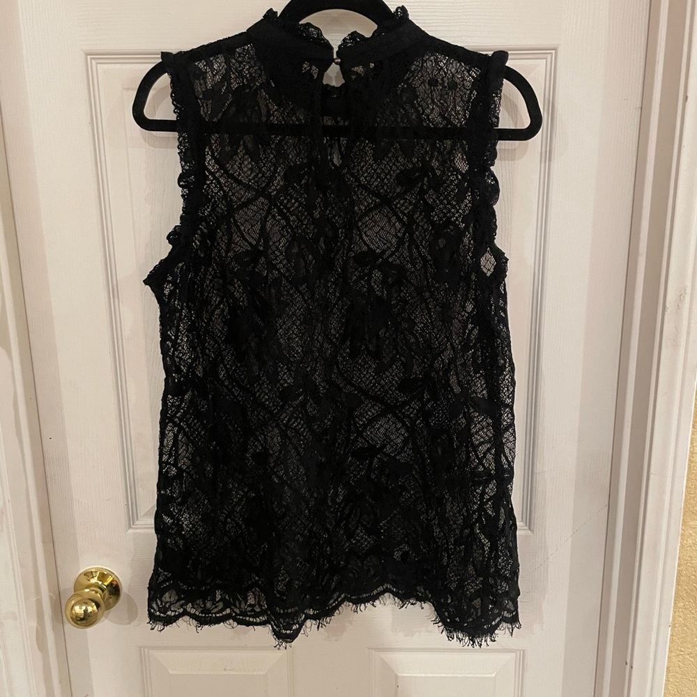 Who What Wear Black Lace Top - Picture 2 of 5